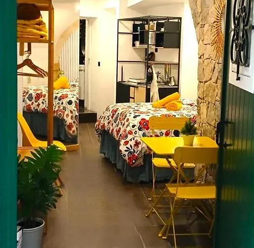 Art Historic House *